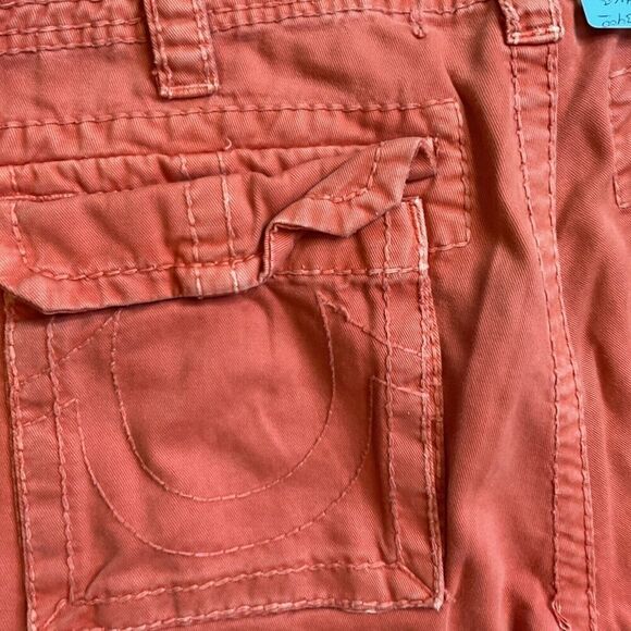 Men’s True Religion Isaac Cargo Shorts Coral Pink Nantucket Red Size 28 - Picture 10 of 15